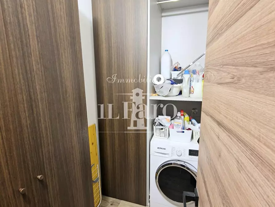 Immagine 43 di Appartamento in vendita  a Campi Bisenzio