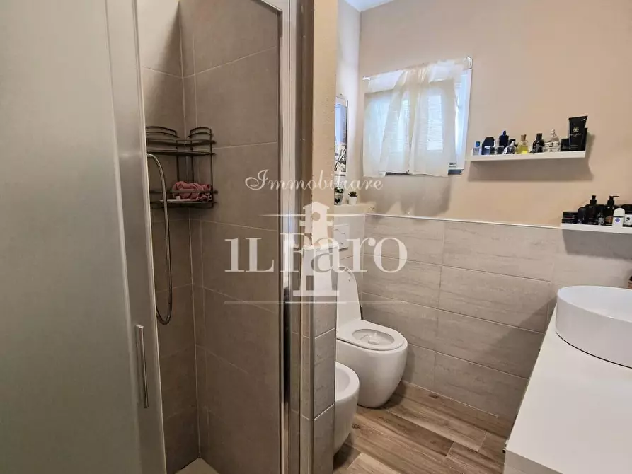 Immagine 36 di Appartamento in vendita  a Campi Bisenzio