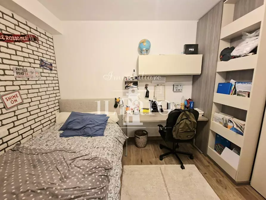 Immagine 25 di Appartamento in vendita  a Campi Bisenzio