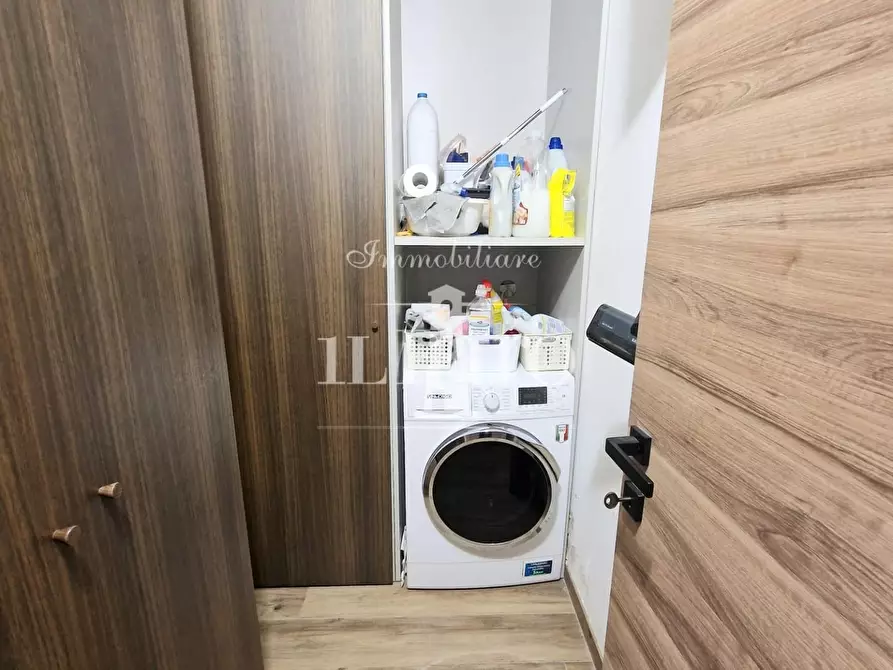 Immagine 42 di Appartamento in vendita  a Campi Bisenzio