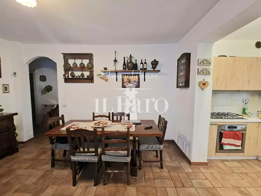 Immagine 7 di Appartamento in vendita  a Campi Bisenzio