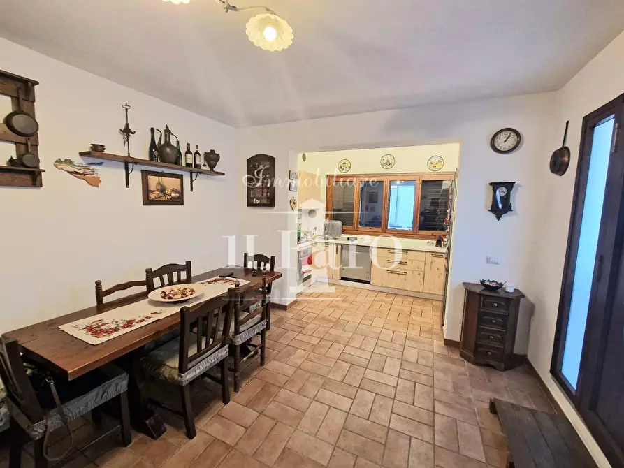 Immagine 10 di Appartamento in vendita  a Campi Bisenzio