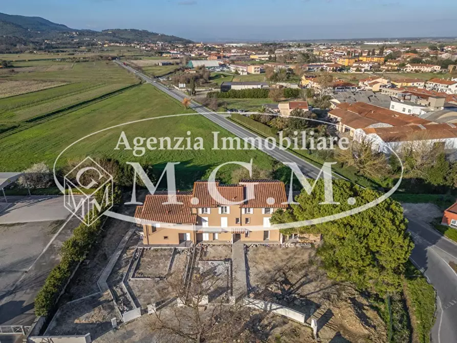 Immagine 44 di Appartamento in vendita  a Bientina