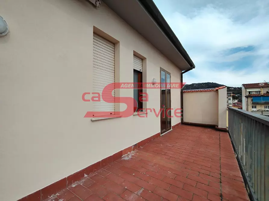 Immagine 13 di Mansarda in vendita  a Montecatini Terme