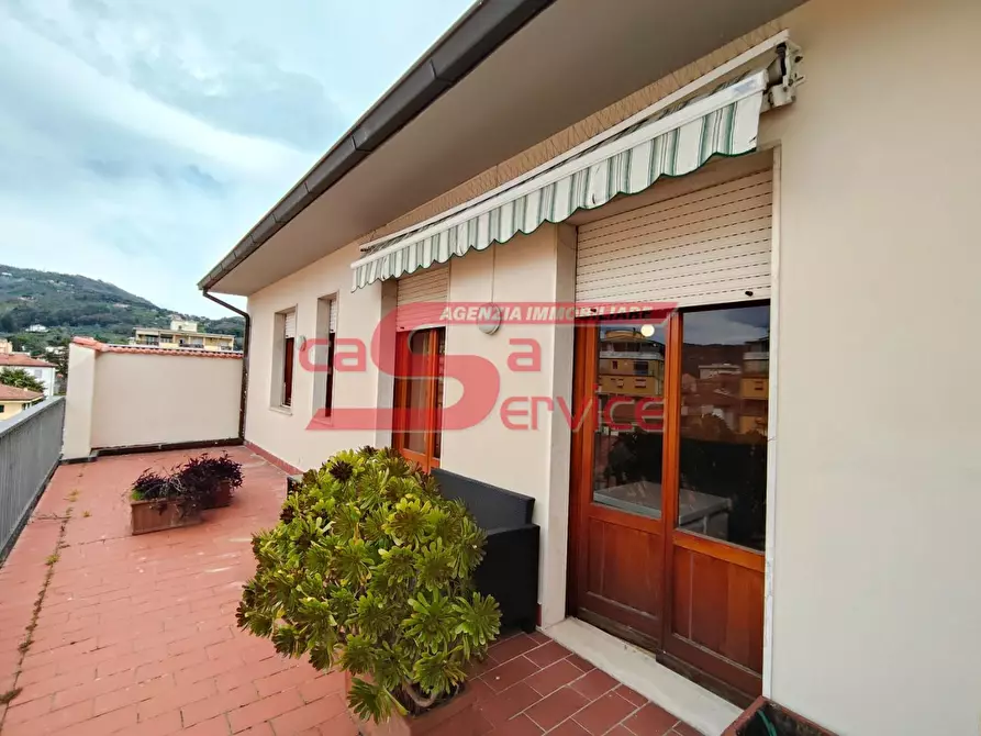 Immagine 1 di Mansarda in vendita  a Montecatini Terme