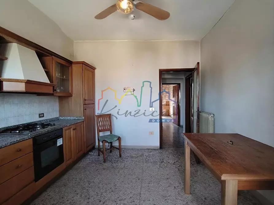 Immagine 16 di Appartamento in vendita  a Pisa