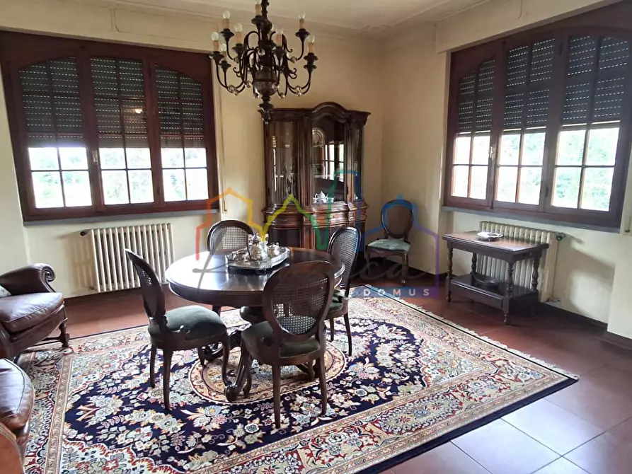 Immagine 5 di Villa in vendita  a San Giuliano Terme