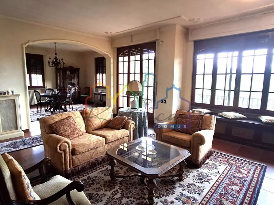 Immagine 3 di Villa in vendita  a San Giuliano Terme