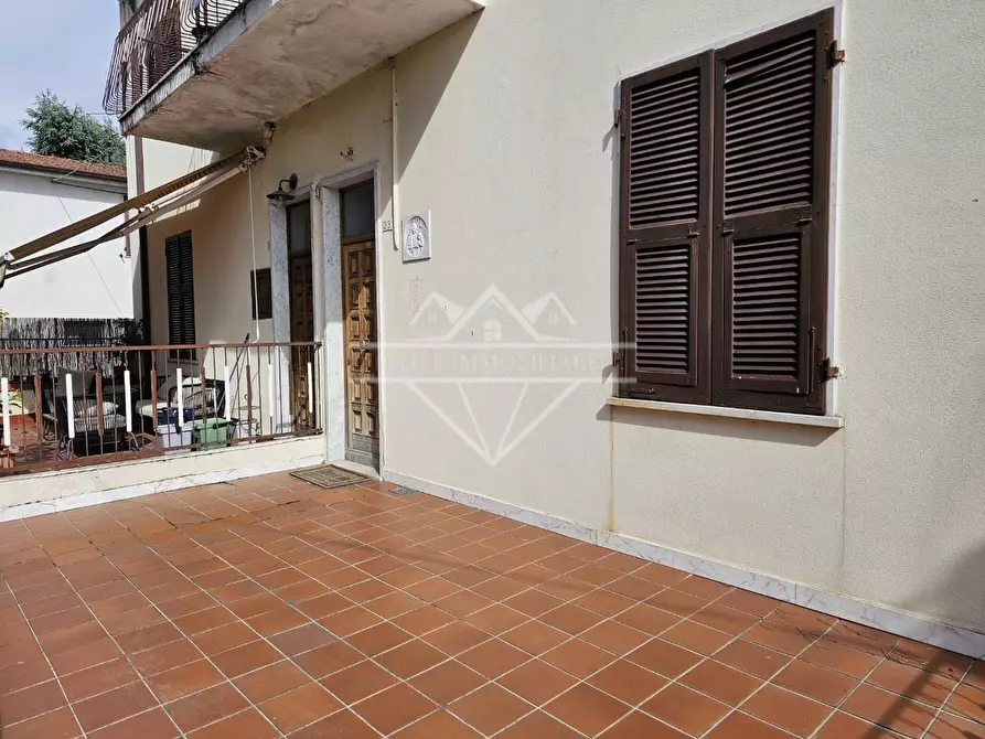 Immagine 22 di Porzione di casa in vendita  a Carrara