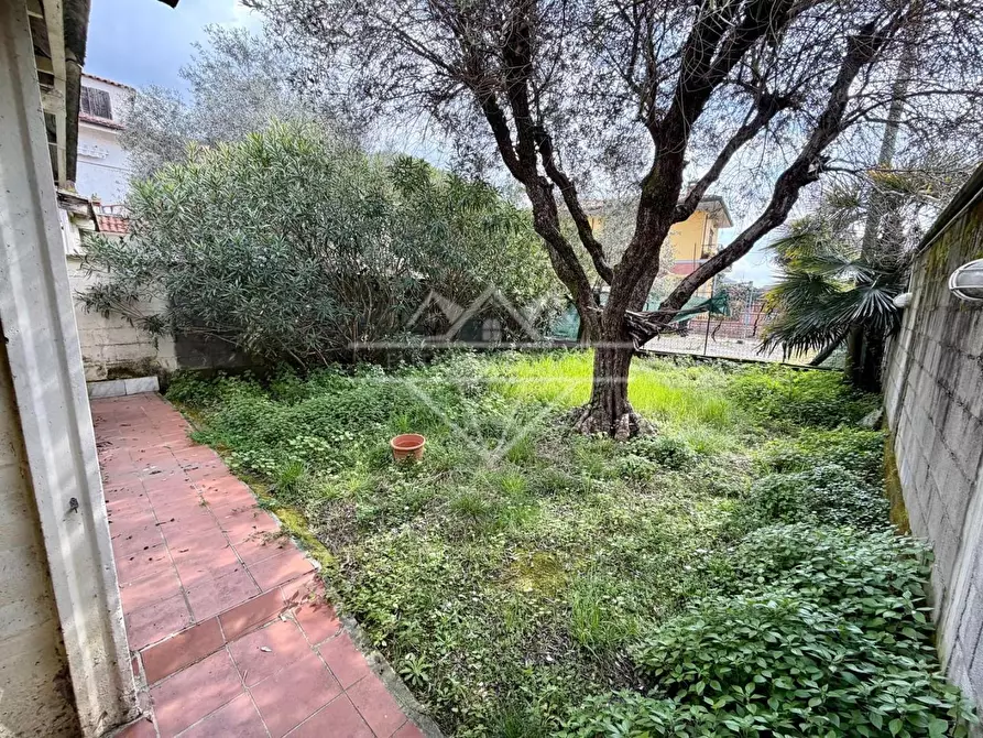 Immagine 17 di Porzione di casa in vendita  a Carrara