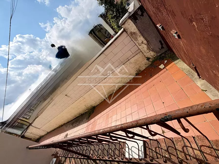 Immagine 19 di Porzione di casa in vendita  a Carrara