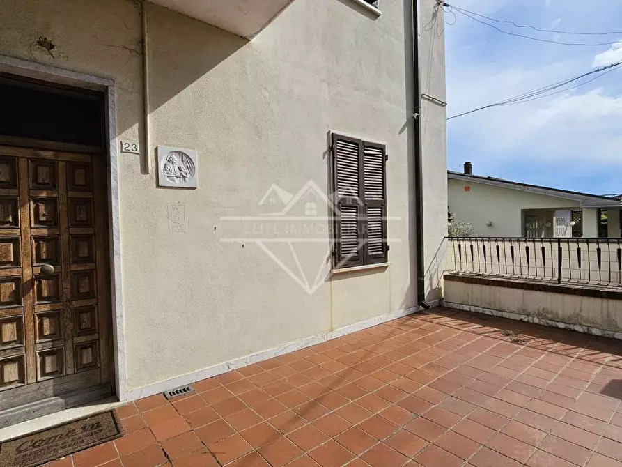 Immagine 24 di Porzione di casa in vendita  a Carrara