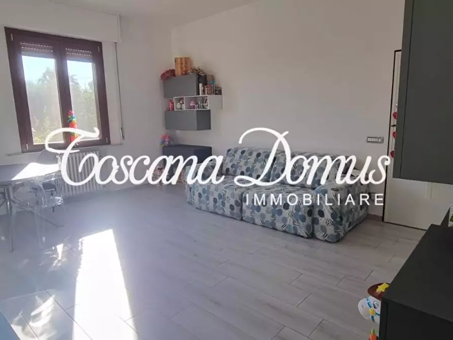 Immagine 6 di Appartamento in vendita  a Siena