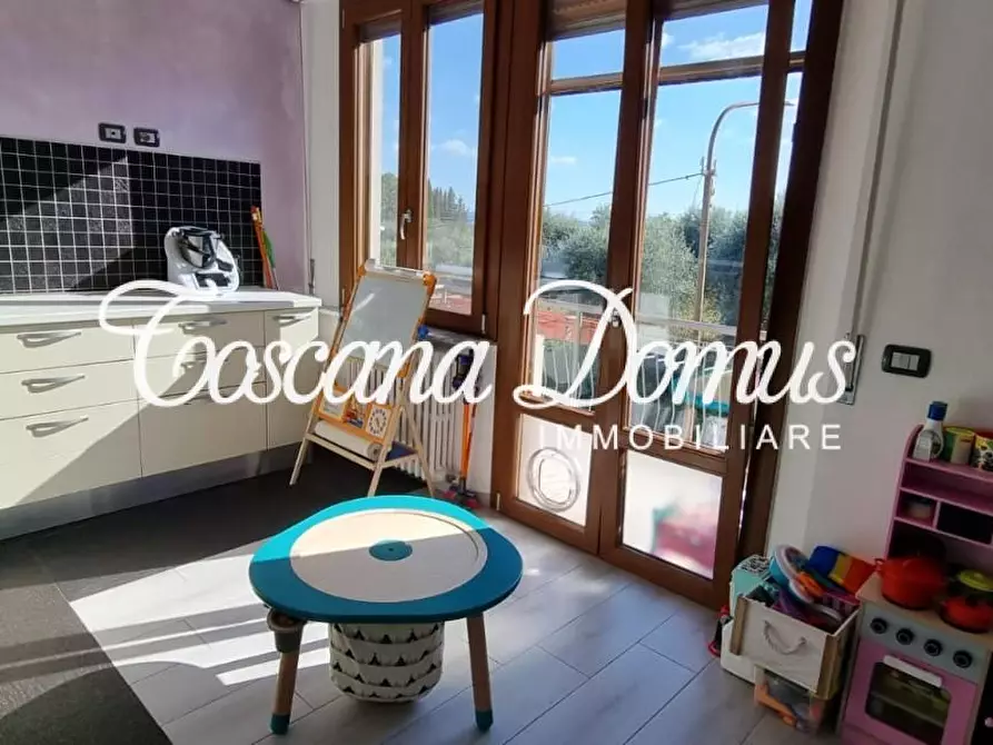 Immagine 8 di Appartamento in vendita  a Siena