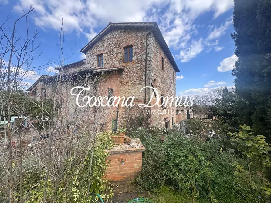 Immagine 36 di Porzione di casa in vendita  a Sovicille