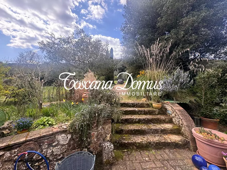 Immagine 10 di Porzione di casa in vendita  a Sovicille