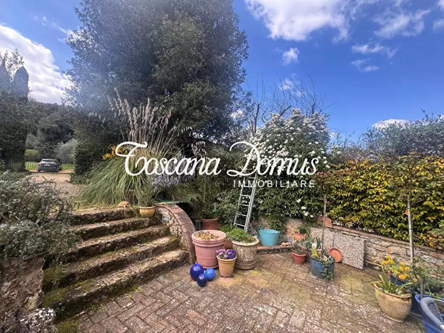 Immagine 4 di Porzione di casa in vendita  a Sovicille