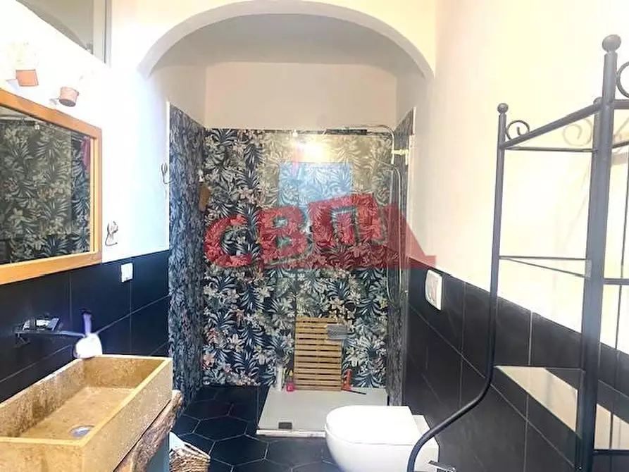 Immagine 5 di Appartamento in vendita  a Livorno