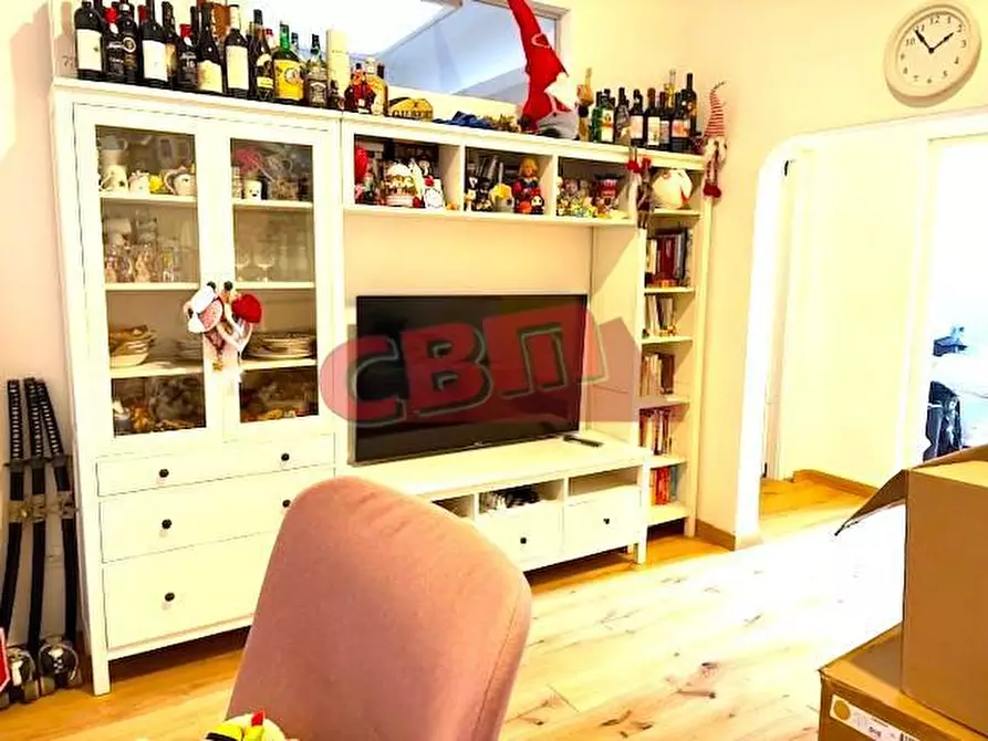 Immagine 9 di Appartamento in vendita  a Livorno