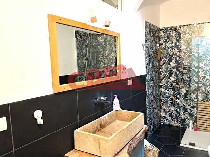 Immagine 11 di Appartamento in vendita  a Livorno