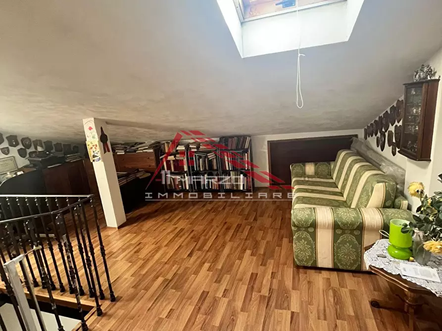 Immagine 26 di Terratetto in vendita  a Cascina