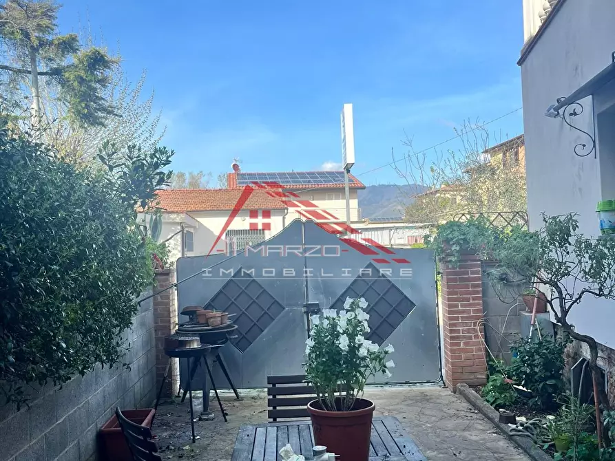 Immagine 24 di Terratetto in vendita  a Cascina