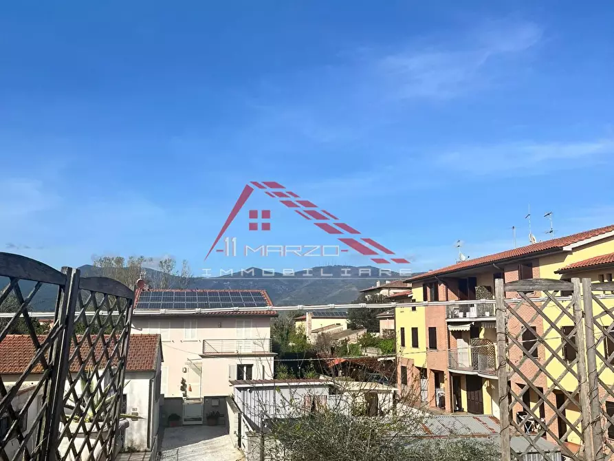 Immagine 37 di Terratetto in vendita  a Cascina