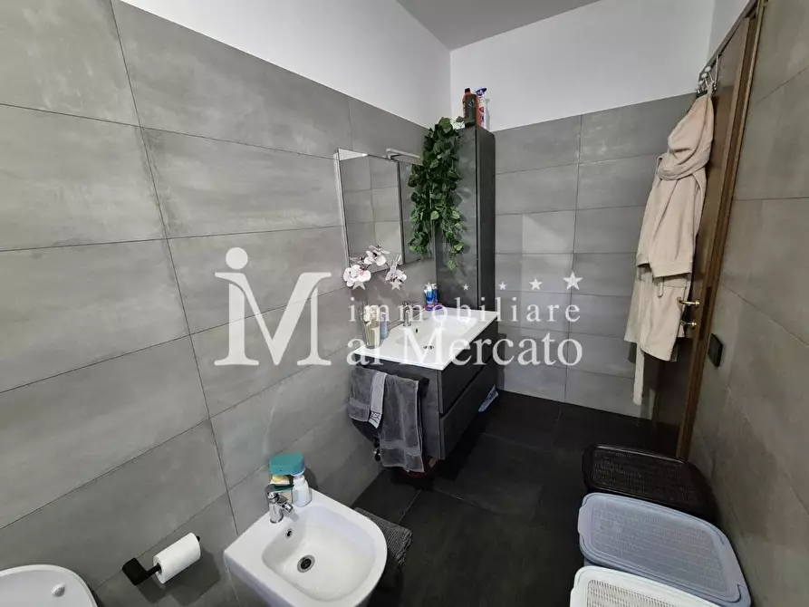 Immagine 18 di Villetta a schiera in vendita  a Viareggio