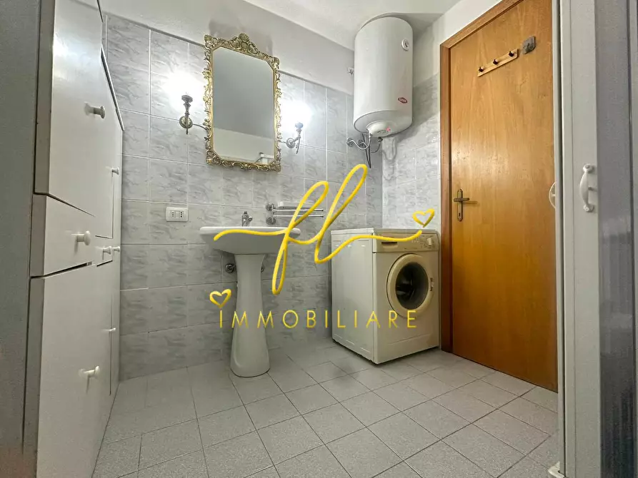 Immagine 9 di Appartamento in vendita  a Guardistallo