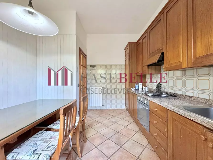 Immagine 9 di Casa bifamiliare in affitto  a Camaiore