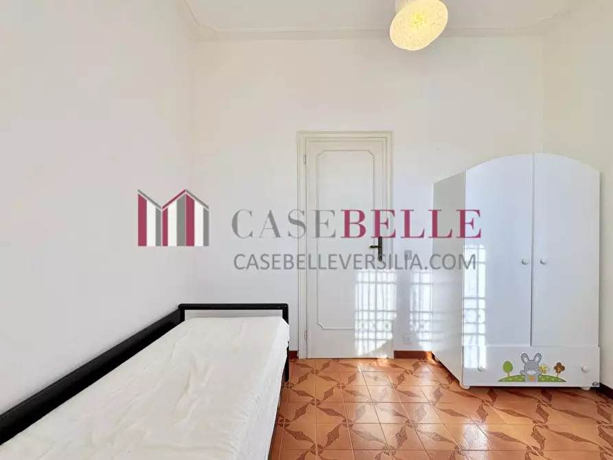 Immagine 31 di Casa bifamiliare in affitto  a Camaiore