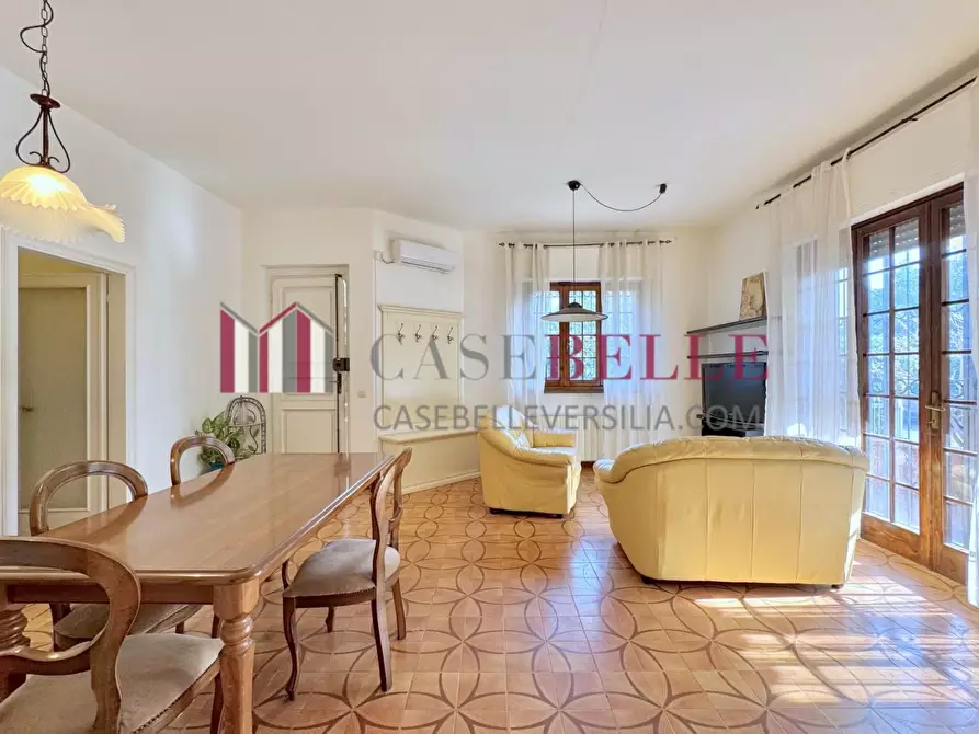 Immagine 4 di Casa bifamiliare in affitto  a Camaiore