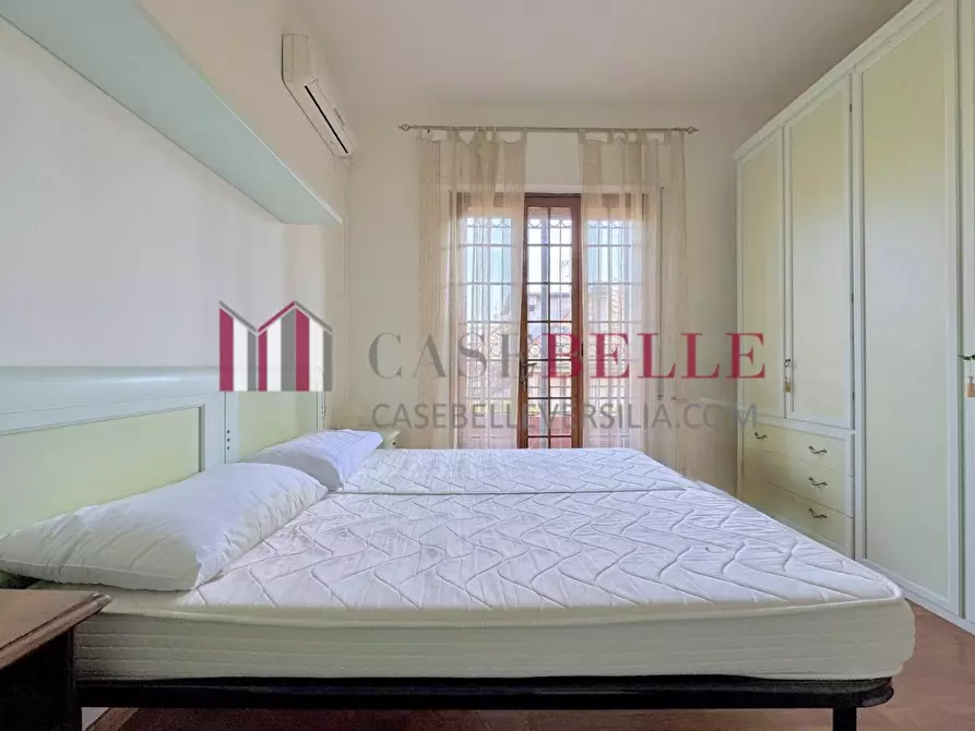 Immagine 22 di Casa bifamiliare in affitto  a Camaiore