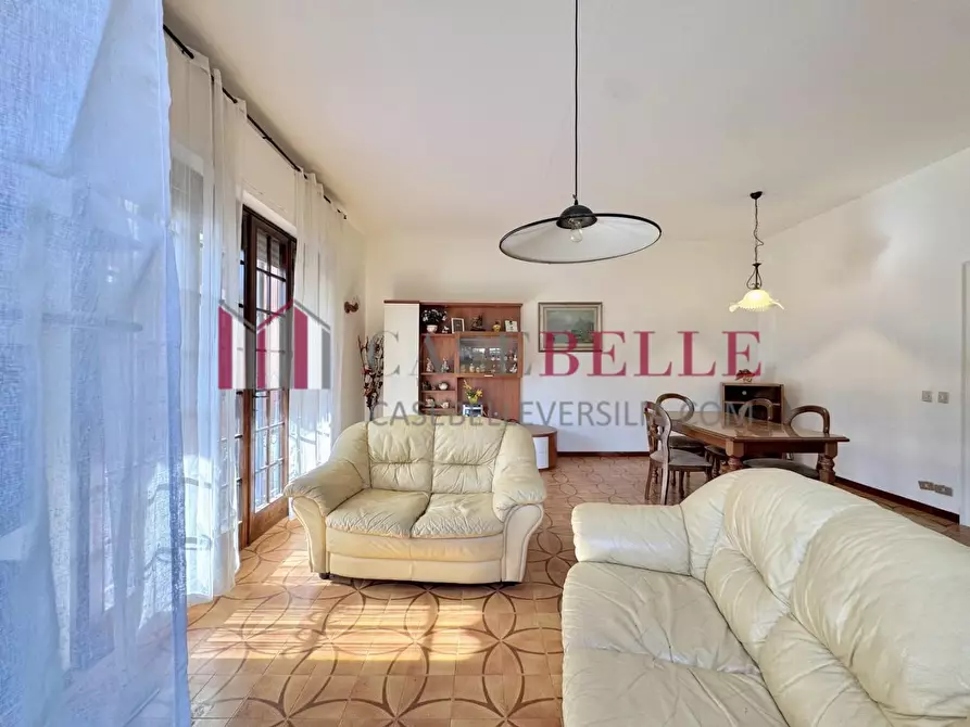 Immagine 2 di Casa bifamiliare in affitto  a Camaiore