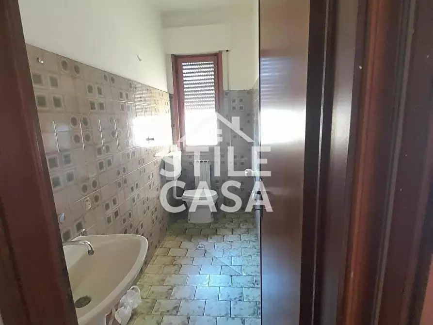 Immagine 2 di Ufficio in vendita  a Altopascio