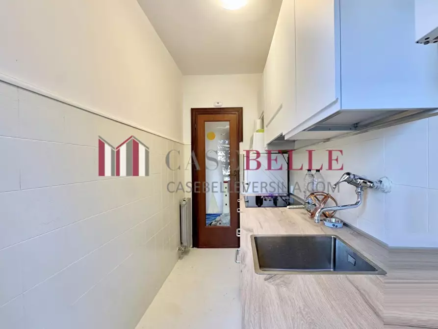 Immagine 8 di Appartamento in affitto  a Camaiore