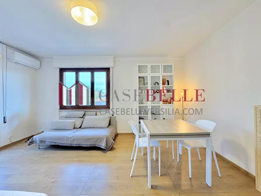 Immagine 4 di Appartamento in affitto  a Camaiore