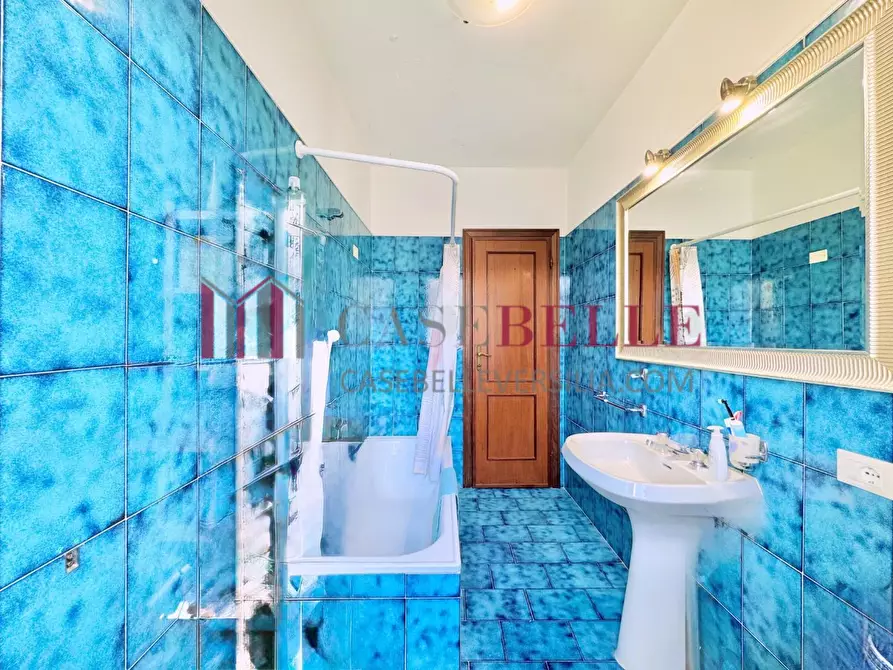 Immagine 12 di Appartamento in affitto  a Camaiore