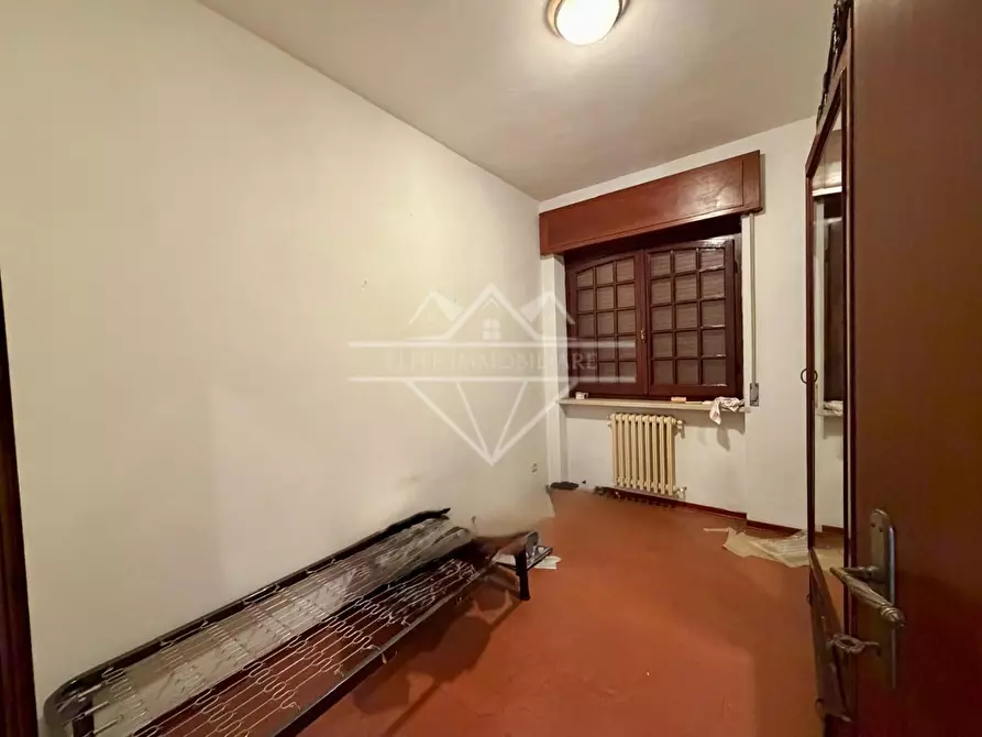 Immagine 14 di Porzione di casa in vendita  a Carrara