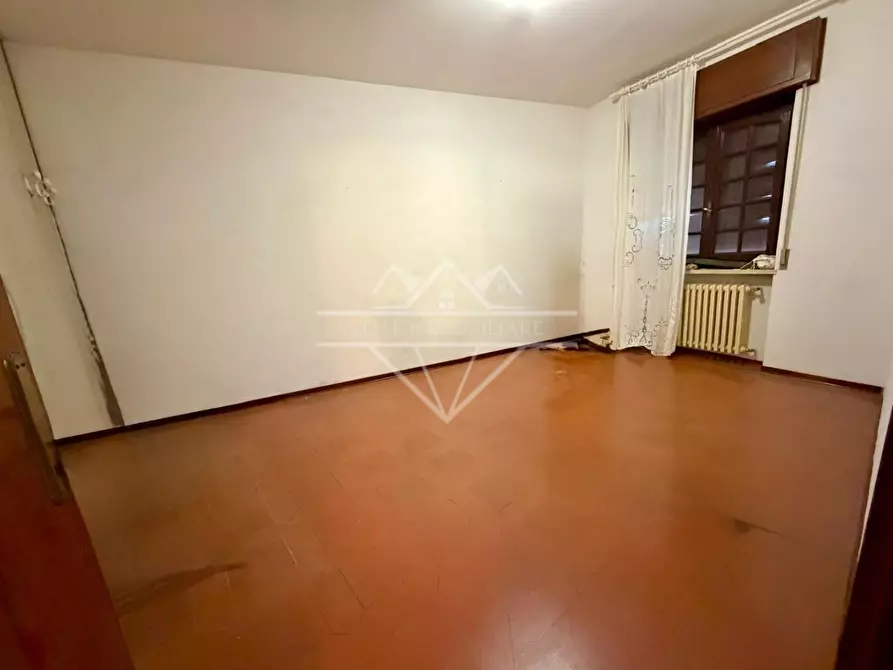 Immagine 11 di Porzione di casa in vendita  a Carrara