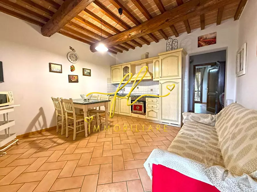 Immagine 4 di Appartamento in vendita  a Riparbella