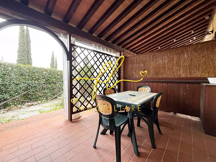 Immagine 15 di Appartamento in vendita  a Riparbella