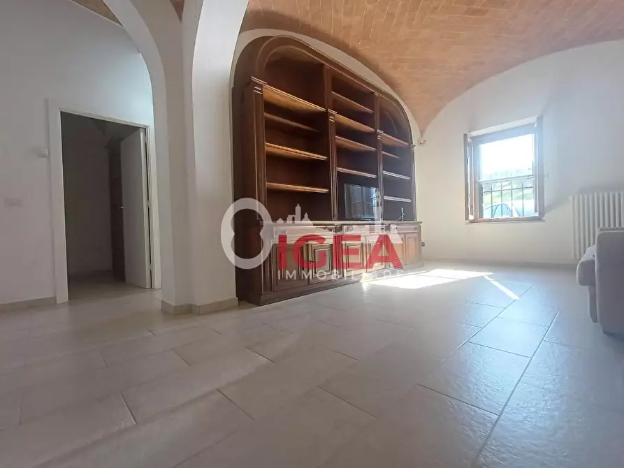 Immagine 5 di Appartamento in vendita  a Siena