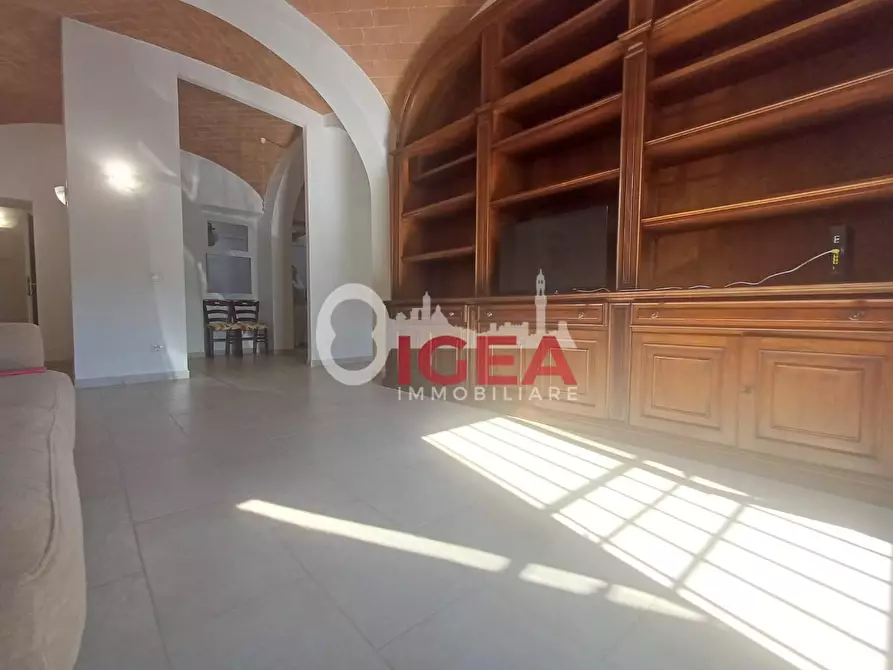 Immagine 6 di Appartamento in vendita  a Siena