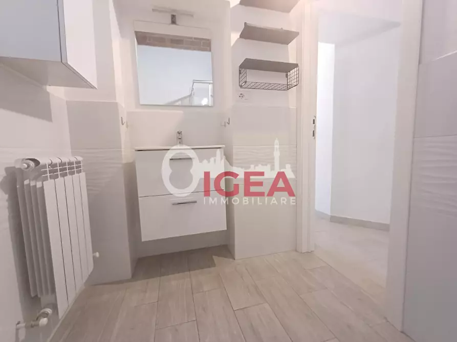 Immagine 19 di Appartamento in vendita  a Siena