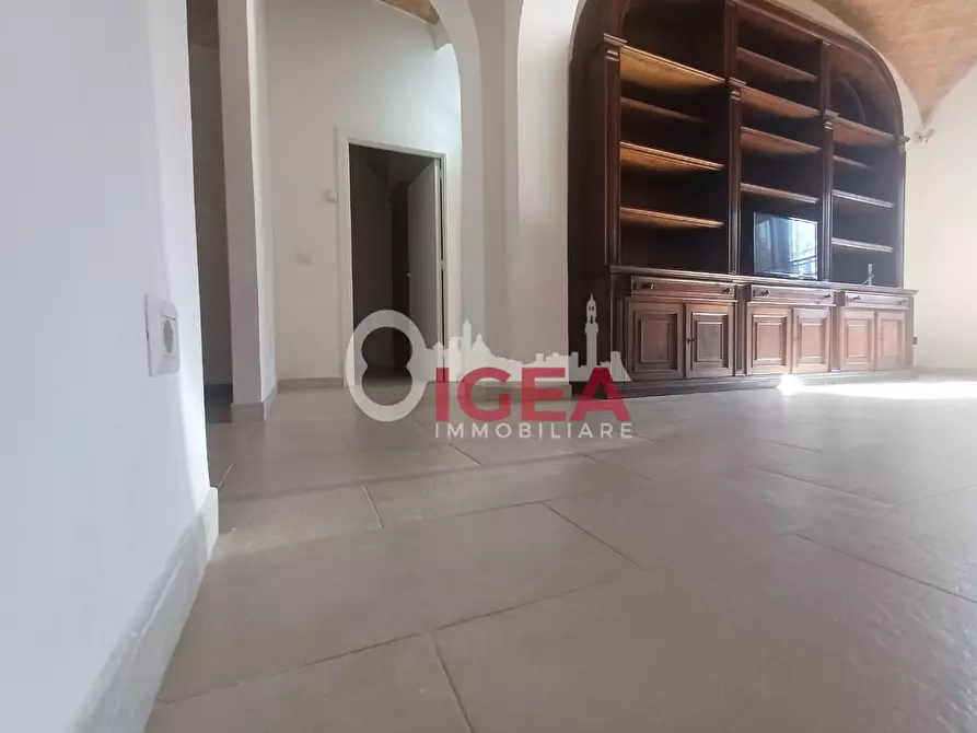 Immagine 1 di Appartamento in vendita  a Siena