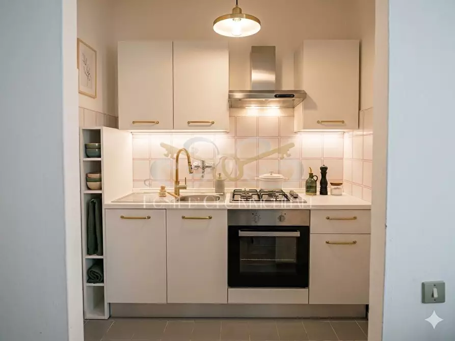 Immagine 9 di Appartamento in vendita  a Pisa