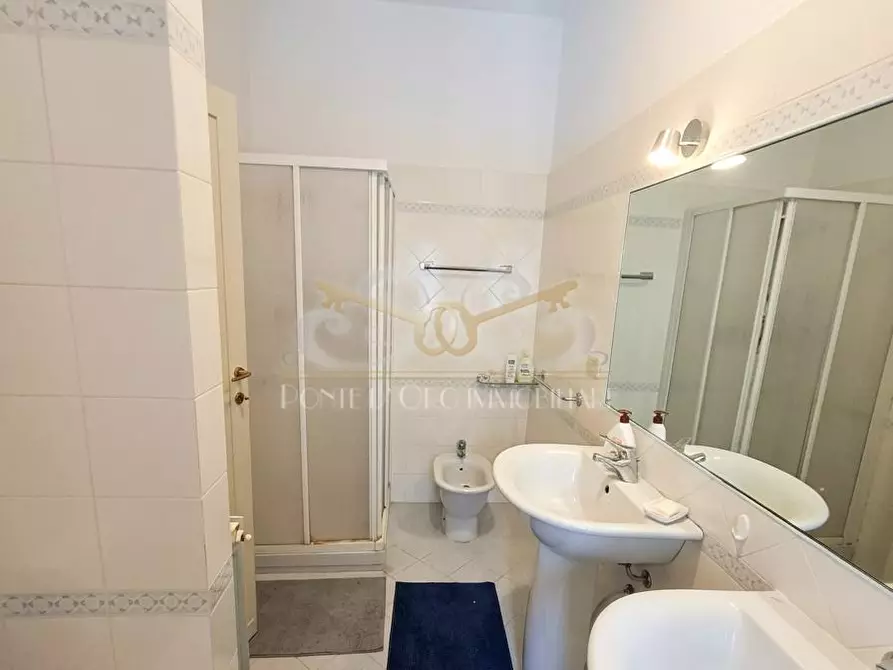 Immagine 11 di Appartamento in vendita  a Pisa