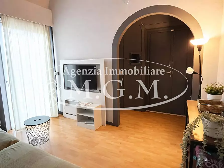 Immagine 2 di Appartamento in affitto  a Pontedera