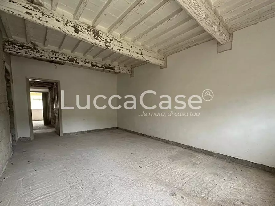 Immagine 9 di Terratetto in vendita  a Capannori